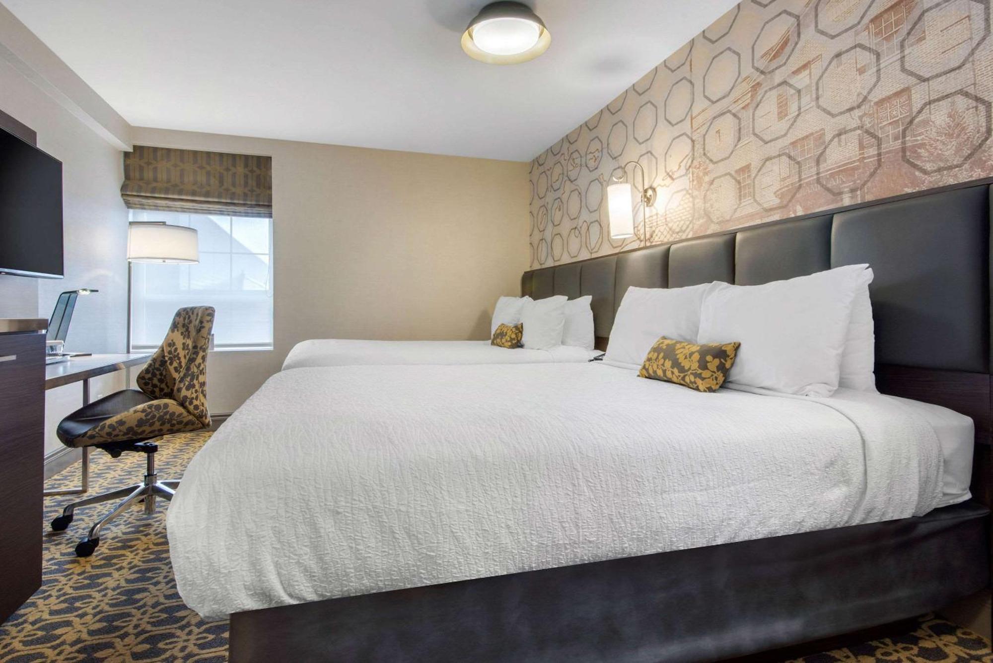The Champlain Waterfront Hotel Ascend Hotel Collection Orillia Eksteriør billede